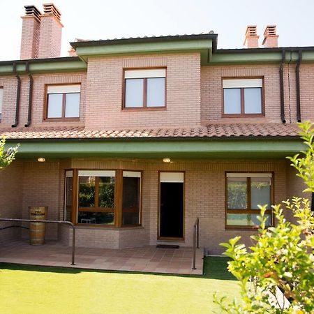 Chalet อาโร ภายนอก รูปภาพ